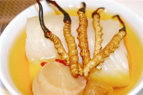 虫草参吃法(煲汤/泡酒/蒸饭)