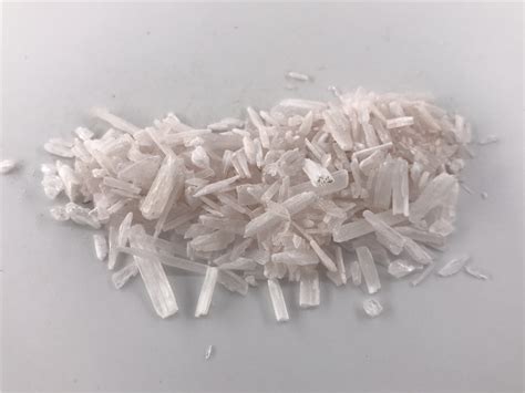 煅石膏的功效与作用及禁忌(清热解毒/消炎止痛/降低血压)